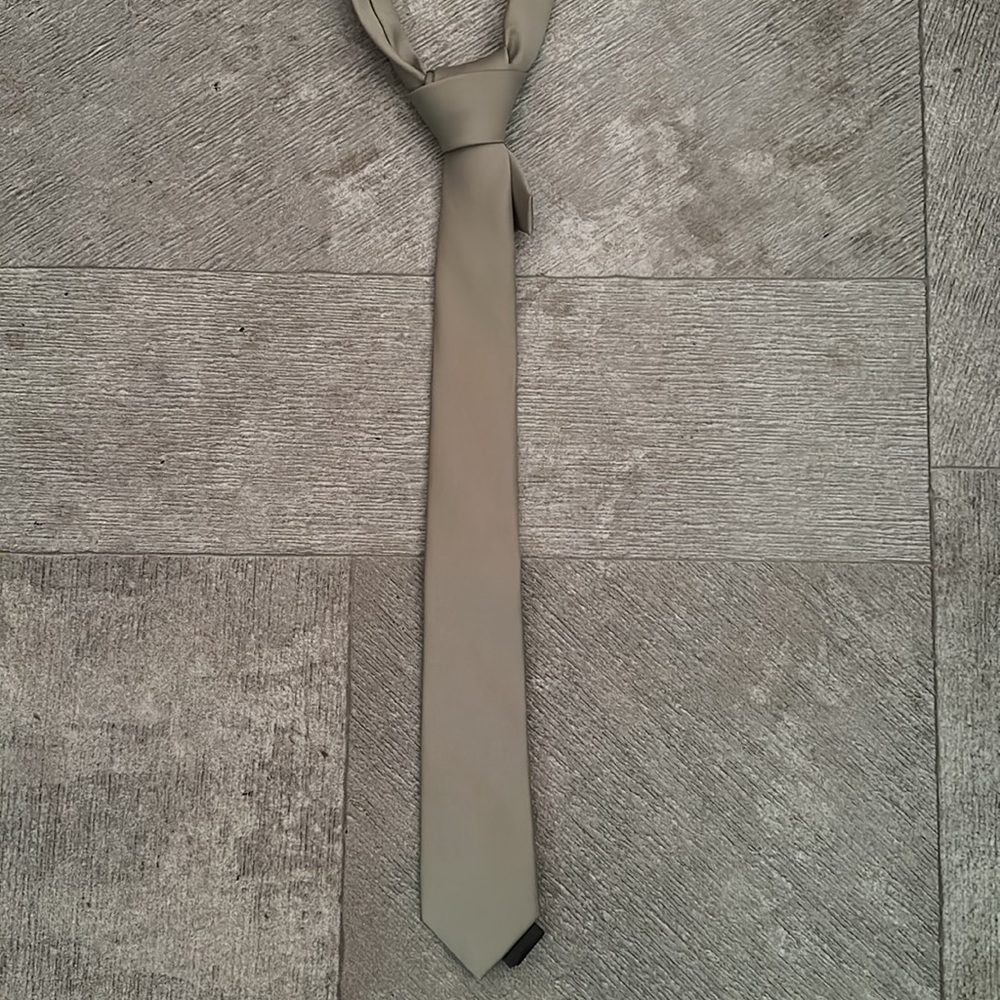 H&M Ties - Picture 6 of 8